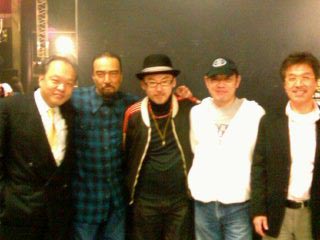 081212_live2.jpg